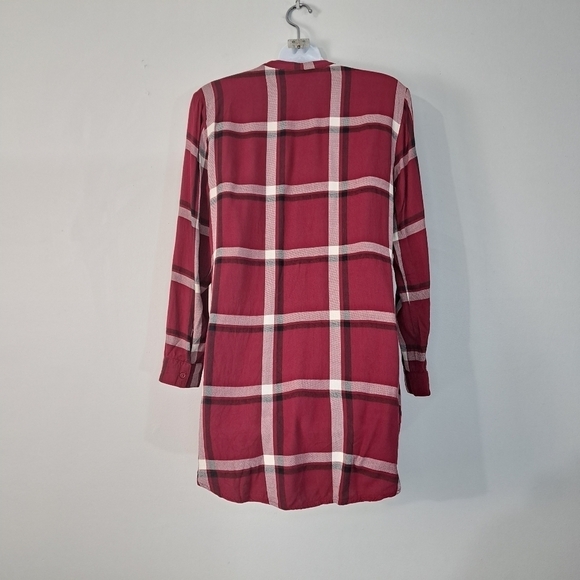 Cupcakes and Cashmere Burgundy Plaid‎ Long Line Top Size Small - Picture 5 of 7